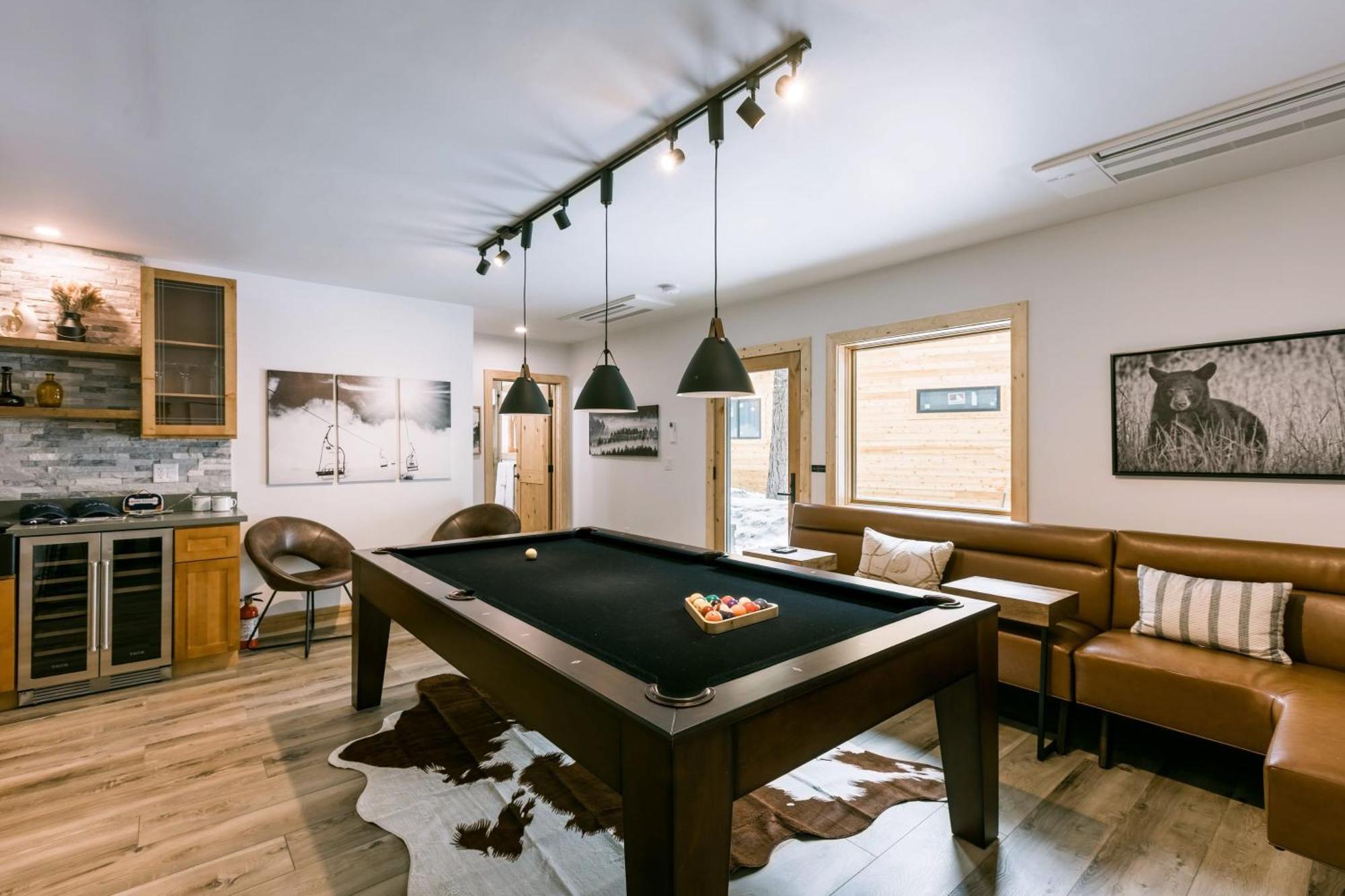 Coyote Moon By Avantstay Cabin Wsauna Mins From Dt Truckee Northstar Exterior photo