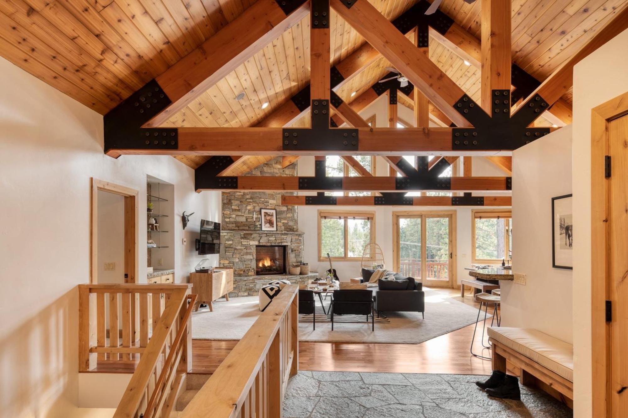 Coyote Moon By Avantstay Cabin Wsauna Mins From Dt Truckee Northstar Exterior photo